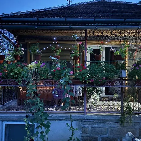 Holiday home Casa- Viata La Tara